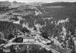 [-5%] FRANCE - Font Romeu - Vue Aérienne - Hôtel De LErmitage - Pistes De Ski - Forêt - Sapin - Route - CIM - Cart - Prades