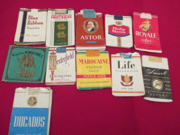 Un Lot De 11  Paquets De Cigarrettes Vides - Empty Cigarettes Boxes