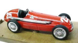 F1 - 1950 - ALFA ROMEO 158 - # 25 - G. Farina 1:43 BRUMM Con Vetrinetta E Scatola Originale - Brumm