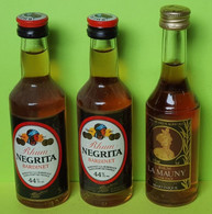 3 MIGNONNETTES - Rhum NEGRITA , LA MAUNY - Apéritif Alcool Liqueur- Années 80 - Pour Collection Non Buvable /23 - Miniaturflaschen