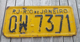 Targa Auto Vintage Di Rio De Janeiro Brasile Originale Usata - Number Plates