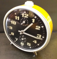 Réveil Mécanique JAZ - Horlogerie DEMAS-THENIS à MONTMARAULT (03) - Bon état De Marche - Alarm Clocks