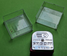 Ancien OUTIL - DOUBLE MÈTRE à RUBAN Boite D'origine - Facom N° 800 - Acier Et Plastique - " Neuf De Stock " Vers 1980 - Other Apparatus