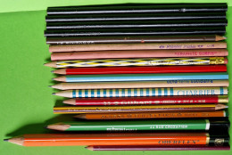 Lot 18 Anciens CRAYONS MINE à Papier Divers - Principalement HB N°2 - Marques Divers - Vers 1970 1980 - Other & Unclassified