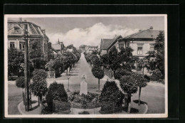 AK Ortrand, Bahnhofstrasse Mit Kriegerdenkmal 1870 /71 - Ortrand