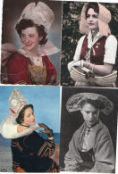LOT  DE 12 CPSM  EN BRETAGNE  COSTUMES ET COIFFES BRETONNE - Collections & Lots