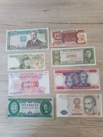 Lot De Huit Billets - Vrac - Billets