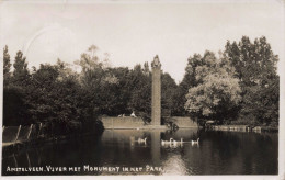 Amstelveen Vijver Met Monument In Het Park M7348 - Amstelveen