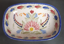 Petit Ravier En Céramique, HENRIOT QUIMPER, Motif Fleurs, Pas D’écailles, Pas De Fêle, Excellent état. - Schalen Und Tabletts