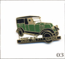 Pin's PTT Et Telecom - La Poste / Musée D’Alsace Avec Voiture Renault NN (1927). Non Estampillé. EGF. T1059-03 - Mail Services