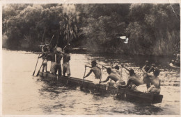 CPA - Zambie - A Native Canoe On The Zambezi River Above The Victoria Falls - Sambia