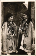 * T2/T3 Erdélyi Folklór / Mädchen Aus Siebenbürgen / Transylvanian Folklore, Peasant Girls (EK) - Unclassified