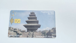 NEPAL-(NP-NTC-0005)-Nyatapole Temple, Bhaktapur-(17)(NEPAL TELECOM)(RS.300)(3000-009534)(tirage-50.000)chip Card - Nepal
