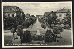 AK Ortrand, Banhofstrasse Mit Kriegerdenkmal 1870-71 - Ortrand