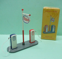 Dinky Toys / Atlas - Pompes à Essence ESSO Réf. 49D Neuf NBO 1/43 - Dinky