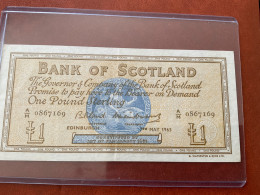 Scotland = One Pound Banknote Dated 1965 Crisp !!  AUNC - 1 Pound