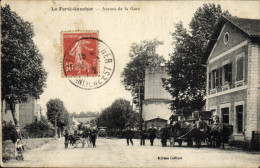 CPA Chateau D'eau La Ferte Gaucher Avenue De La Gare Caleche - Wassertürme & Windräder (Repeller)
