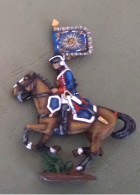 Figurine étendard Ancien Régime Dauphin Etranger - Soldatini Di Piombo