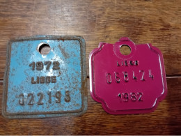 Deux Plaques De Taxe Vélo - Number Plates