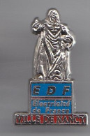 Pin's EDF Electricité De France Ville De Nancy  Statue De Stanislas à Vérifier  Réf 5948 - EDF GDF