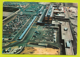 Aéroport De PARIS ORLY En 1965 Vue Générale De L'Aérogare Parkings Cars BUS Anciens VOIR DOS - Flugwesen
