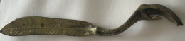 Bronze  Ouvre_lettres  En Forme De Plume Et Patte D'oiseau  240 Mm - Apri Lettere