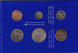 Netherlands Holland Set 6 Coins 2001 5 Cent - 5 Gulden In BU Folder - Mint Sets & Proof Sets