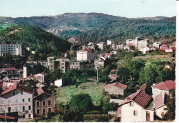 Delcampe - CHATELGUYON ,STATIONN THERMALE ,QUELQUES HOTELS VUS DU CALVAIRE ,JOLI PLAN COULEUR REF 87663 - Châtel-Guyon
