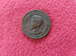 CAMBODGE / CAMBODIA/ Medal Portrait Of Norodom Sihanouk - Cambodge
