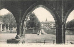 LEVES : ASILE D'ALIGRE - SOUS LE CLOITRE - VUE PRISE DU MUSEE LAPIDAIRE - Lèves