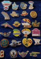 78649-Collection De 24 Pin's. Avion. Aviation. Parachute. Parapente.Air Libre. - Parachutting