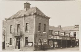 Oisemont Mairie Et Les Halles - Oisemont