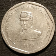 Pas Courant - REPUBLIQUE DOMINICAINE - 25 PESOS 2005 - Gregorio Luperón - KM 107 - Dominicaine