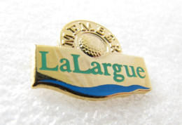 PIN'S  GOLF  LA LARGUE    MEMBER  Zamak - Golf