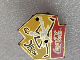 Stir 26 - Badge Coca Cola Music - Coca-Cola