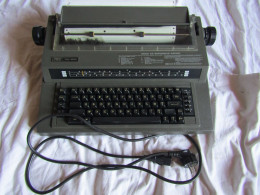 Machine à écrire électronique TEC (toshiba) TW-1200 - Other Apparatus
