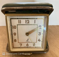 REVEIL DE VOYAGE JAZ  ( A Réviser Ne Fonctionne Pas ) - Alarm Clocks