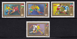 Timbre(s) Oblitéré(s) Hongrie 1972 Poste Aérienne N° 345/346/348/349 Thème Sports Football Réf 10176 - Gebraucht