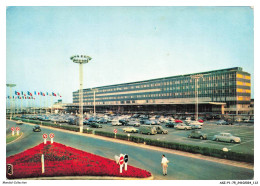 ASZP1-0057-75 - AEROPORT DE PARIS-ORLY - L'aerogare Et Le Parking - Flugwesen