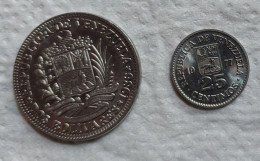 ------2--Pieces--2-Bolivares-1986-et-25-Centimos-1977--Venezuela--VENDU-EN-L 'Etat--SPL--- - Venezuela