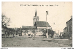 ATHP10-0763-77 - SAVIGNY-LE-TEMPLE - La Place Et L'église - Savigny Le Temple