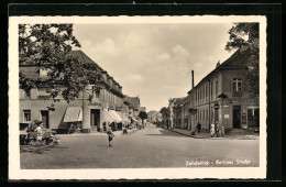 AK Zehdenick, Berlinerstrasse Mit Geschäft Und Apotheke - Zehdenick
