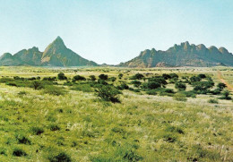 1 AK Namibia * Landschaft In Namibia Mit Dem Berg Spitzkoppe - Wird Auch Als Das „Matterhorn Namibias“ Bezeichnet * - Namibia