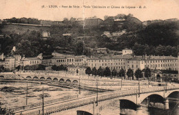 RECTO/VERSO - CPA - LYON - PONT DE SERIN - ECOLE VETERINAIRE ET COTEAU DE LOYASSE - Lyon 4