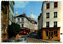 Delcampe - CPSM Dentelée 10.5 X 15 PARIS  Le Vieux Montmartre Place Jean-Baptiste-Clément Et La Rue Norvins  Campanile Et * - Plätze