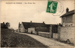 CPA Savigny-le-Temple - Rue Michel Mur (1037903) - Savigny Le Temple