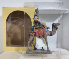 84302 Pastorello Presepe Del Prado - Re Magio Sul Cammello Melchiorre - BOX - Kerstkribben