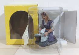 84322 Pastorello Presepe Del Prado - Lavandaia - BOX - By G.L. Mayo - Kerstkribben