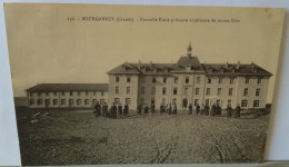 Delcampe - CPA 23 BOURGANEUF Nouvelle Ecole Primaire Supérieure De Jeunes Filles ANIMATION Elèves - Bourganeuf