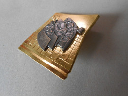 Original Basler Fasnacht Plakette (BLAGGETTE) 1994  Gold - Ll - Carnaval